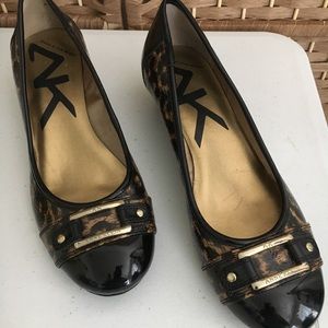 Anne Klein Wedge Heels Sz 8M.